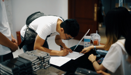 “倾听、交流、分享”2018J9九游会学院夏季校友会(图3)